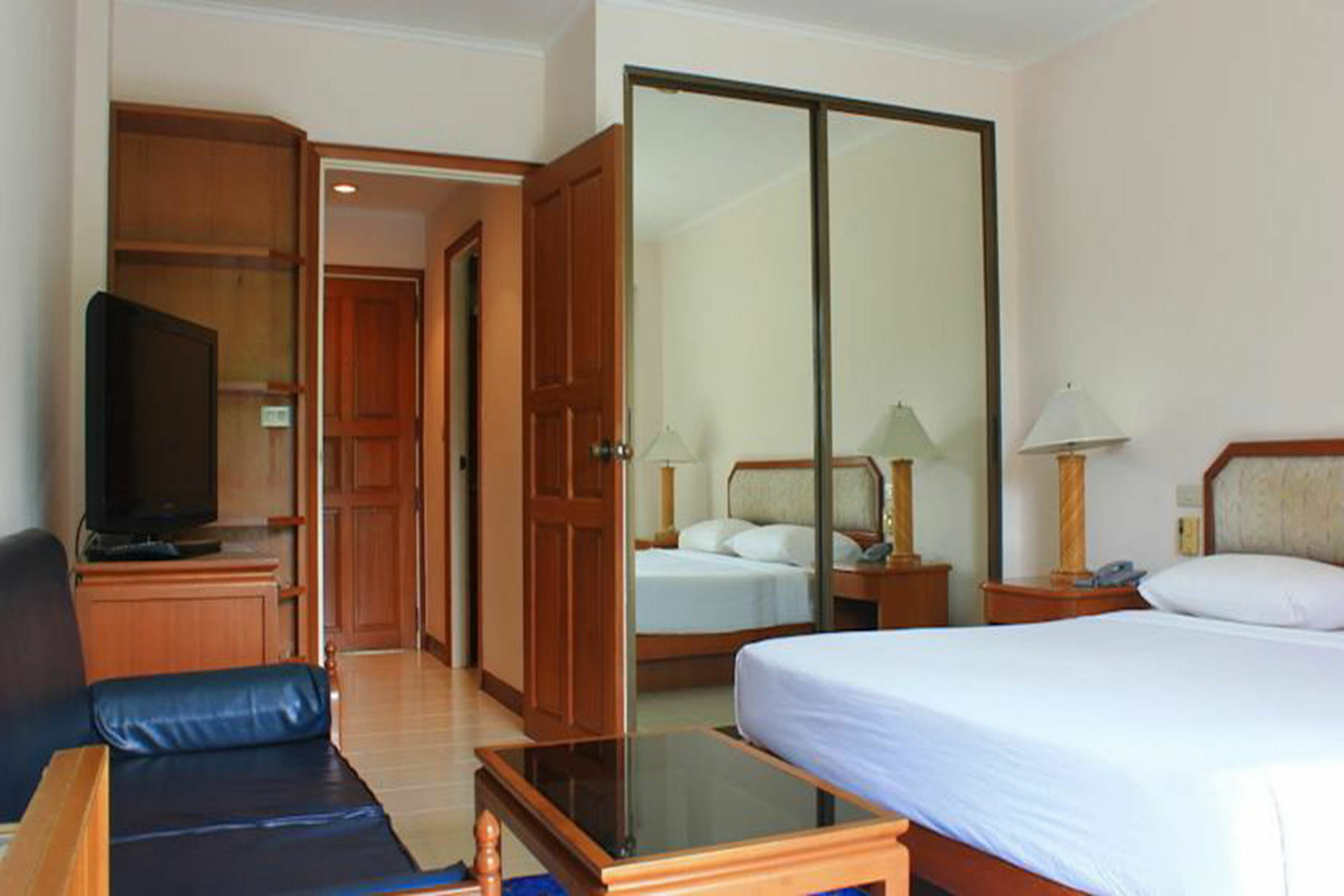 The Monaco Residence Pattaya Eksteriør billede